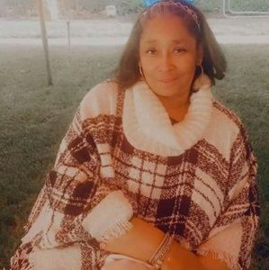 Meet your Posher, Longina